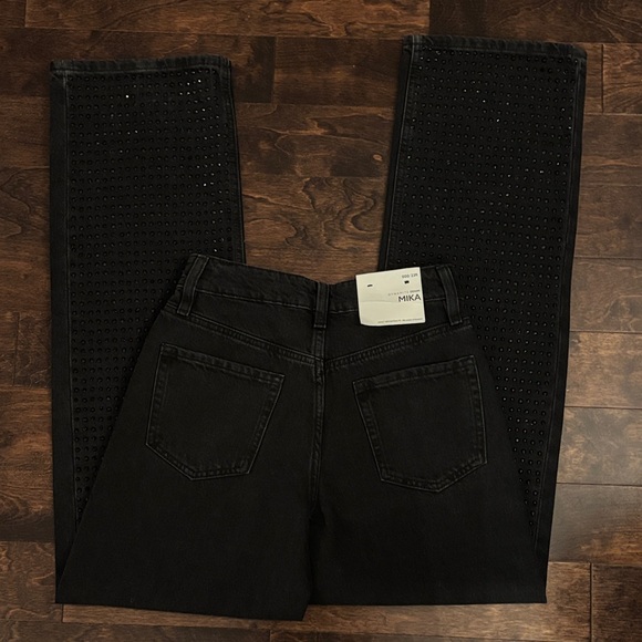NWT | Dynamite | 0 | Mika Rhinestone Relaxed Straight Jeans - Picture 9 of 10